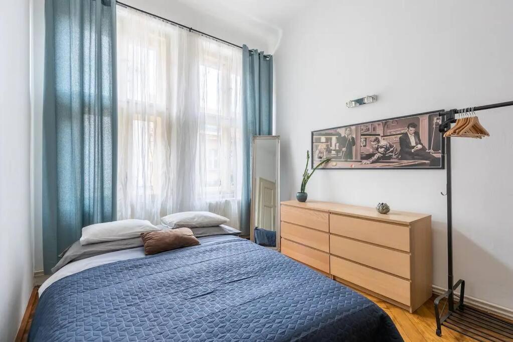 Spacious Apartment With Balcony At Wenceslas Sq Prag Eksteriør billede